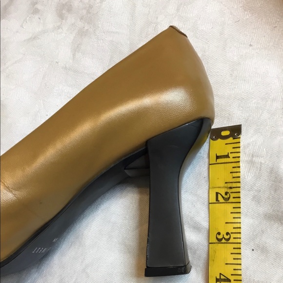 Nine West 9M tan Leather Square Toe High Heel Pump - Picture 5 of 8